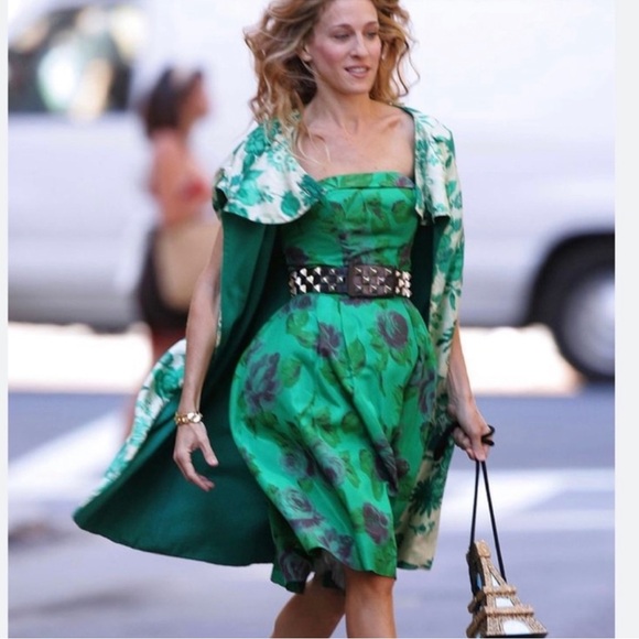 Betsey Johnson Dresses & Skirts - Sex and the City - Carrie Bradshaw - Betsey Johnson Boutique green flower dress